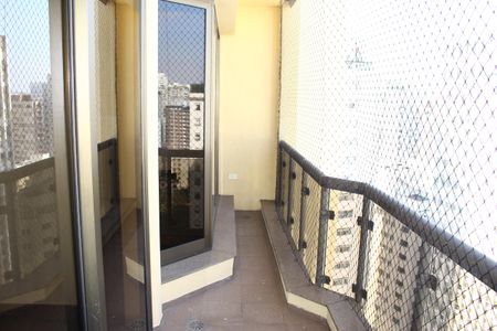 Apartamento à venda com 270m², 2 quartos e 3 vagasSacada