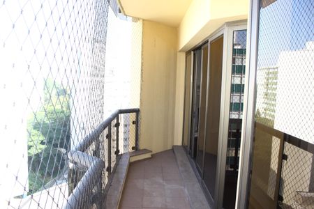 Apartamento à venda com 270m², 2 quartos e 3 vagasSacada