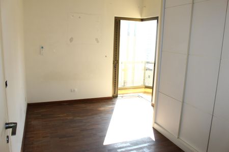 Apartamento à venda com 270m², 2 quartos e 3 vagasQuarto 1