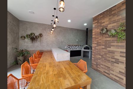 Apartamento para alugar com 37m², 2 quartos e sem vagaÁrea comum - Churrasqueira