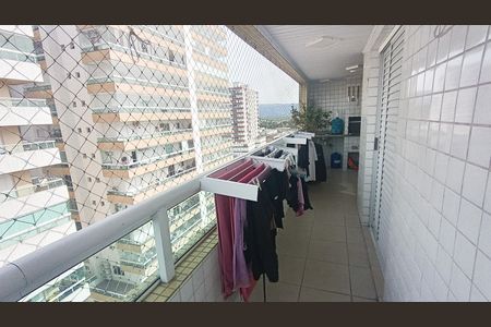 Apartamento para alugar com 101m², 3 quartos e 2 vagas Apartamento para alugar com 101m², 3 quartos e 2 vagasVaranda