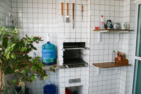 Apartamento para alugar com 101m², 3 quartos e 2 vagas Apartamento para alugar com 101m², 3 quartos e 2 vagasVaranda