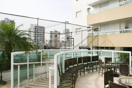 Apartamento para alugar com 101m², 3 quartos e 2 vagas Apartamento para alugar com 101m², 3 quartos e 2 vagasÁrea comum - Piscina
