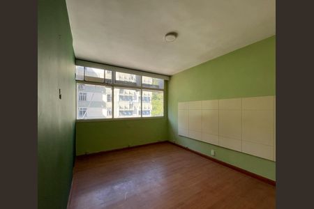 Apartamento à venda com 180m², 2 quartos e 1 vaga Apartamento à venda com 180m², 2 quartos e 1 vagaQuarto 1