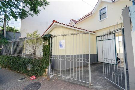 Casa à venda com 260m², 1 quarto e 3 vagasFachada