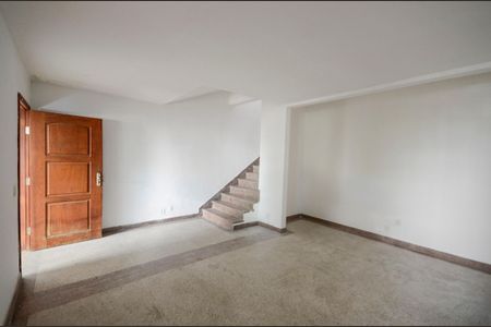 Casa à venda com 260m², 1 quarto e 3 vagasSala 1