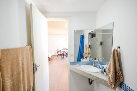 Casa à venda com 260m², 1 quarto e 3 vagasBanheiro 1