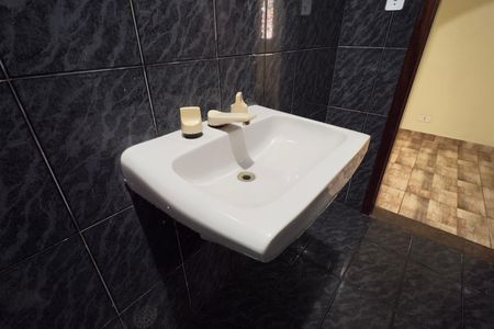 Casa à venda com 323m², 3 quartos e 3 vagasBanheiro da Suíte