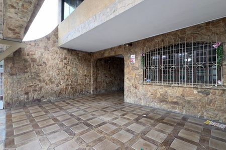 Casa à venda com 323m², 3 quartos e 3 vagasGaragem
