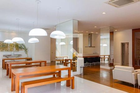 Apartamento à venda com 165m², 4 quartos e 3 vagasÁrea comum - Salão de festas