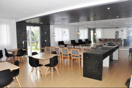 Apartamento para alugar com 45m², 2 quartos e sem vagaÁrea comum - Salão de festas