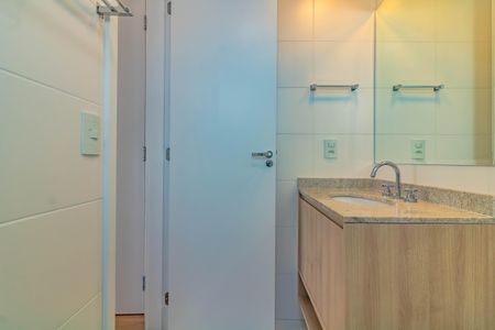 Apartamento à venda com 66m², 2 quartos e 1 vagaBanheiro Suíte 