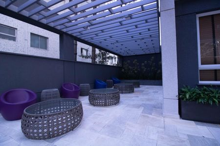 Apartamento à venda com 66m², 2 quartos e 1 vagaÁrea comum