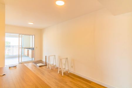 Apartamento à venda com 66m², 2 quartos e 1 vagaSala