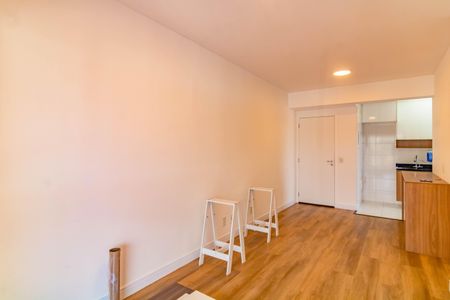 Apartamento à venda com 66m², 2 quartos e 1 vagaSala