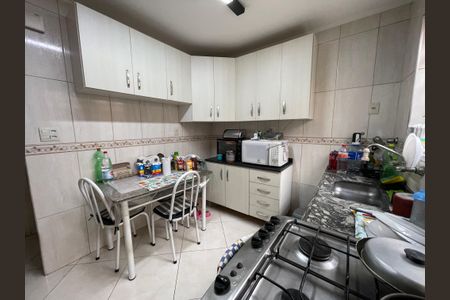 Casa à venda com 75m², 2 quartos e 1 vaga Casa à venda com 75m², 2 quartos e 1 vagaCozinha