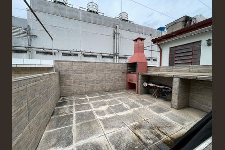 Casa à venda com 75m², 2 quartos e 1 vaga Casa à venda com 75m², 2 quartos e 1 vagaTerraço