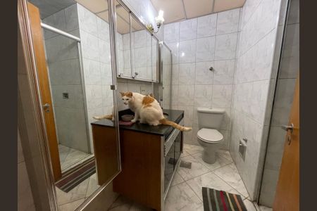 Casa à venda com 75m², 2 quartos e 1 vaga Casa à venda com 75m², 2 quartos e 1 vagaBanheiro