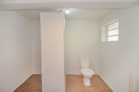 Casa para alugar com 170m², 3 quartos e 3 vagasEdícula - Banheiro 