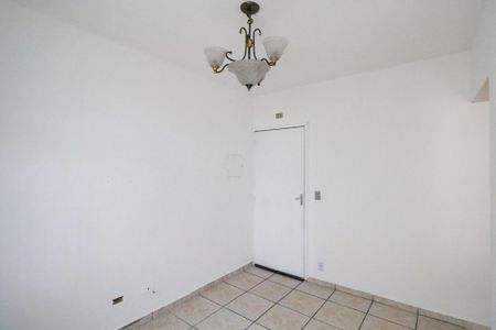 Apartamento para alugar com 70m², 2 quartos e 1 vagaSala