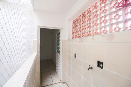 Apartamento para alugar com 70m², 2 quartos e 1 vagaÁrea de Serviço