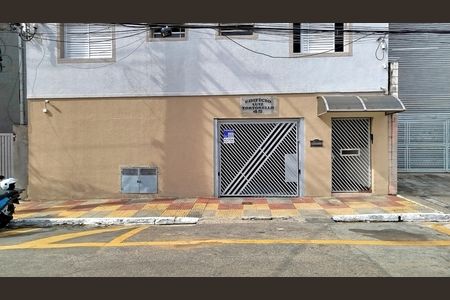 Apartamento para alugar com 70m², 2 quartos e 1 vagaFachada