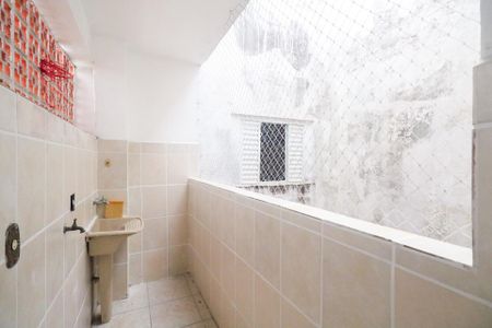 Apartamento para alugar com 70m², 2 quartos e 1 vagaÁrea de Serviço