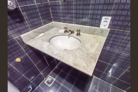 Casa para alugar com 330m², 3 quartos e 2 vagasBanheiro da Suíte 1