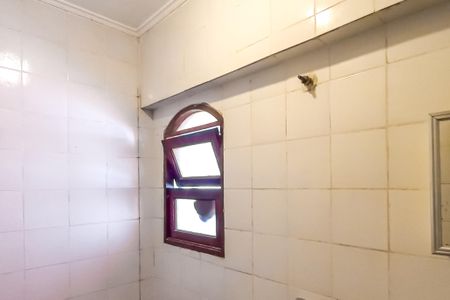 Casa para alugar com 330m², 3 quartos e 2 vagasBanheiro