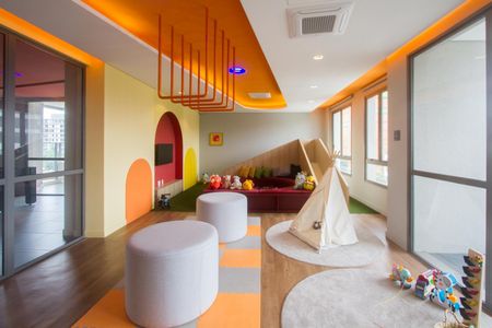 Apartamento à venda com 69m², 2 quartos e 1 vagaÁrea comum