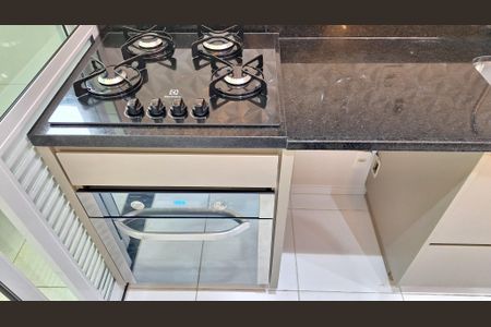 Apartamento à venda com 70m², 2 quartos e 2 vagas Apartamento à venda com 70m², 2 quartos e 2 vagasCozinha e Área de Serviço