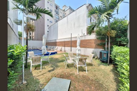 Apartamento à venda com 70m², 2 quartos e 2 vagas Apartamento à venda com 70m², 2 quartos e 2 vagasÁrea comum - Piscina