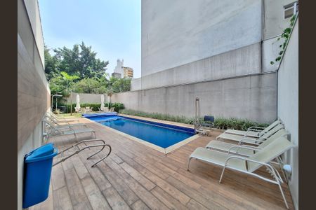 Apartamento à venda com 70m², 2 quartos e 2 vagas Apartamento à venda com 70m², 2 quartos e 2 vagasÁrea comum - Piscina