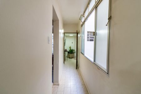Apartamento à venda com 121m², 3 quartos e sem vagaCorredor