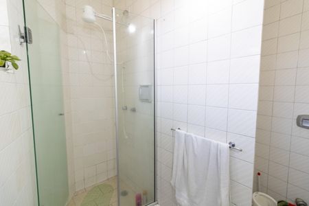 Apartamento à venda com 121m², 3 quartos e sem vagaBanheiro da Suíte