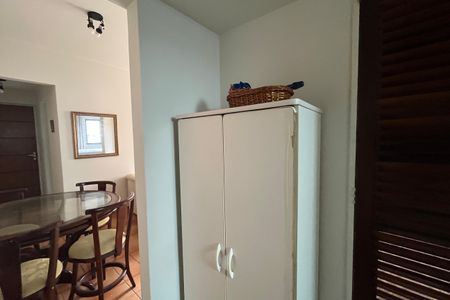 Apartamento para alugar com 51m², 1 quarto e 1 vagaCloset Suíte