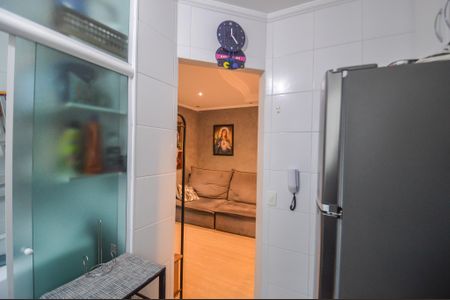 Apartamento para alugar com 44m², 2 quartos e 1 vaga Apartamento para alugar com 44m², 2 quartos e 1 vagaCozinha e Área de Serviço
