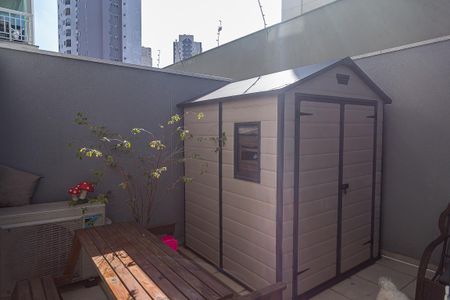 Apartamento à venda com 91m², 2 quartos e 1 vaga Apartamento à venda com 91m², 2 quartos e 1 vagaVaranda