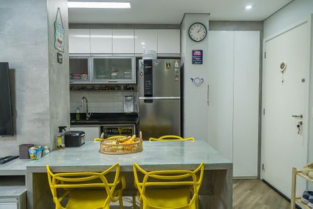 Apartamento à venda com 91m², 2 quartos e 1 vaga Apartamento à venda com 91m², 2 quartos e 1 vagaCozinha