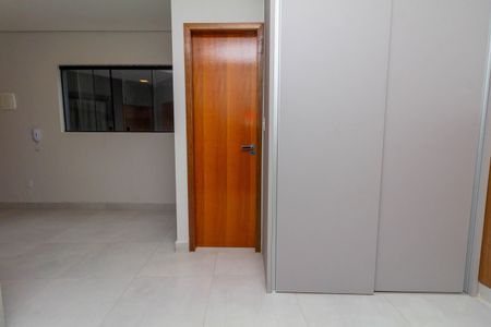 Apartamento para alugar com 30m², 1 quarto e sem vagaQuarto 