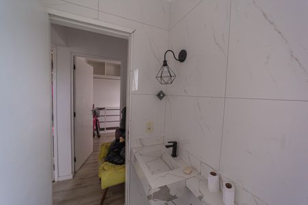 Casa de condomínio à venda com 124m², 4 quartos e 1 vagaBanheiro 1