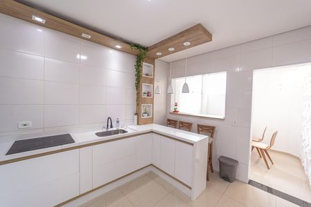 Cozinha de casa de condomínio à venda com 4 quartos, 124m² em Parque Boturussu, São Paulo