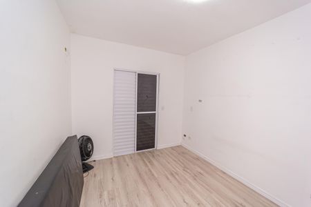 Casa de condomínio à venda com 124m², 4 quartos e 1 vagaQuarto 2