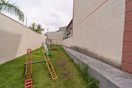 Casa de condomínio à venda com 124m², 4 quartos e 1 vagaÁrea comum - Playground