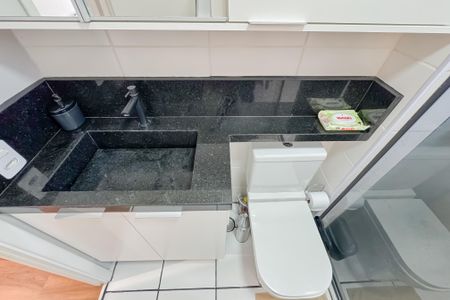 Apartamento à venda com 45m², 2 quartos e 1 vagaBanheiro 