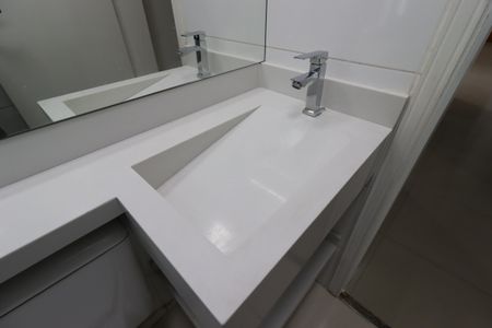Apartamento para alugar com 104m², 2 quartos e 2 vagasBanheiro - Pia
