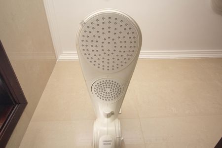 Casa à venda com 130m², 3 quartos e 3 vagas Casa à venda com 130m², 3 quartos e 3 vagasBanheiro Social