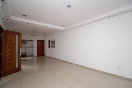 Casa à venda com 130m², 3 quartos e 3 vagas Casa à venda com 130m², 3 quartos e 3 vagasSala