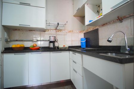 Casa à venda com 60m², 2 quartos e 4 vagasCozinha