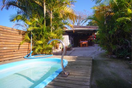 Casa à venda com 60m², 2 quartos e 4 vagasPiscina 